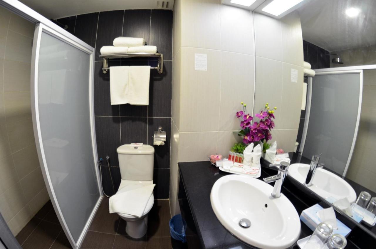 Hotel Sentral Johor Bahru @ Woodland Causeway Esterno foto