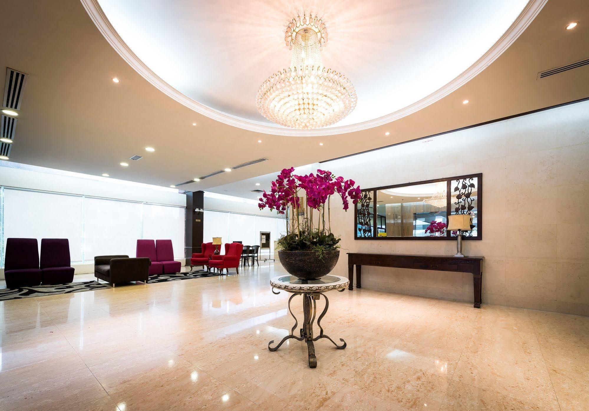 Hotel Sentral Johor Bahru @ Woodland Causeway Esterno foto